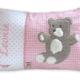 Namenskissen mit Teddybär - Applikation auf rosa Vichykaro mit passender Zackenlitze