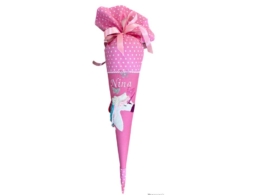 Personalisieren Sie hier unsere Schultüte Einhorn Stoff mit Namen zur Einschulung.