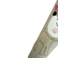 Sehen Sie sich hier die vielen Details des applizierten Rehs auf unserer Schultüte an.